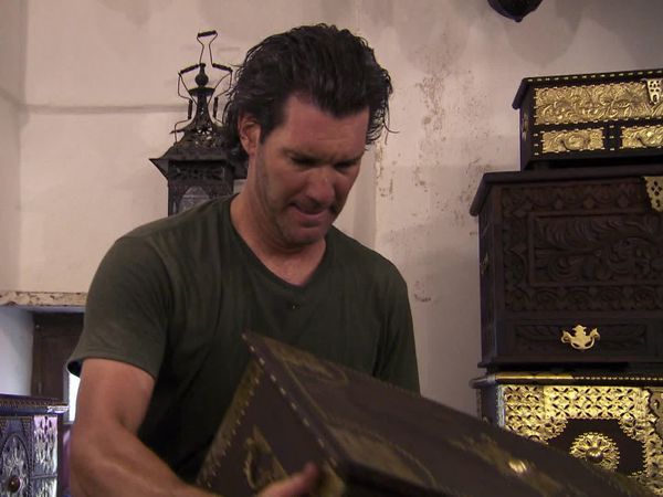 The Amazing Race - Another One Bites the Dust