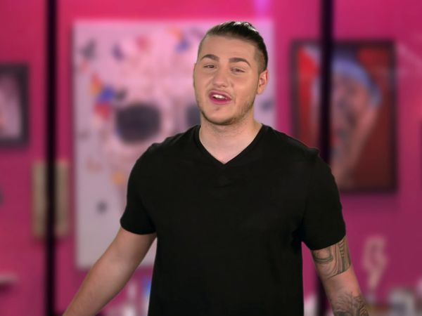 How Far is Tattoo Far? LT - Humor irritable