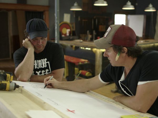 Brojects: In The House DE - Das Hangover-Zelt