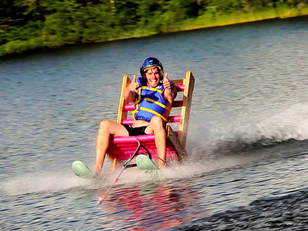 Brojects - Wasser-Stuhl-Ski