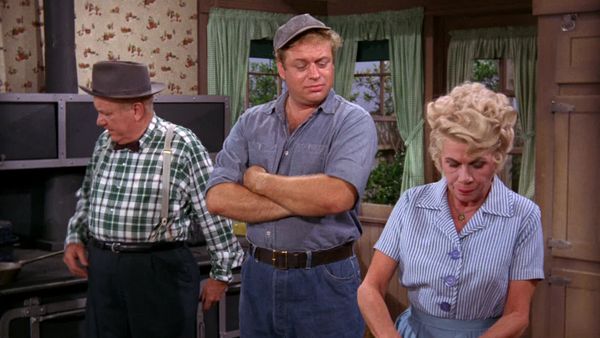 Petticoat Junction - Hooterville Hurricane