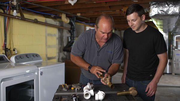 Ask This Old House - E12 | WiFi Extension, Tub Drain | Ask This Old House