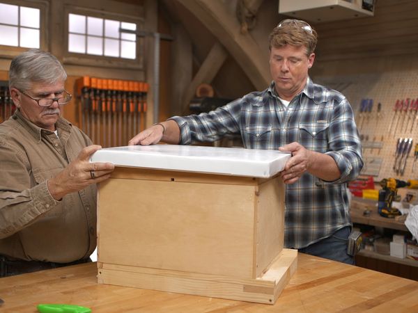 Ask This Old House - E26 | Outdoor Vinyl Fence, Beehive | Ask This Old House