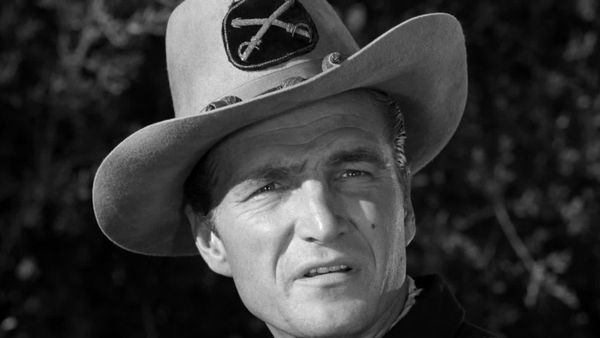Rawhide - Incident of the Deserters' Patrol