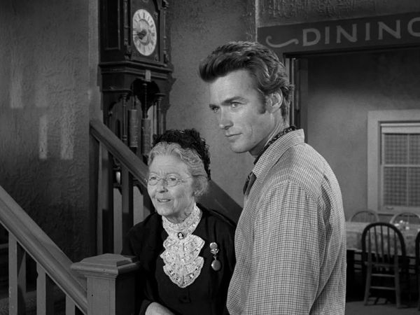 Rawhide - Incident of the Grandma's Money