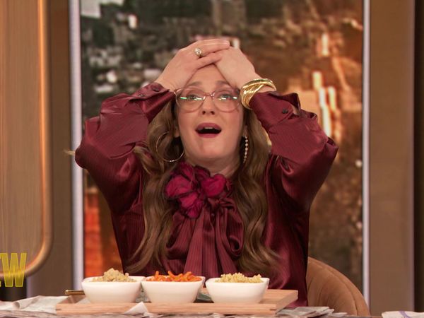 The Drew Barrymore Show - Jonathan Groff, Amanda Gorman, Holiday Crafts with Lindsey Peers