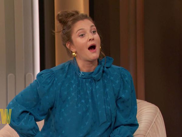 The Drew Barrymore Show - Mystery Guest, Robin Thede, Drew's News