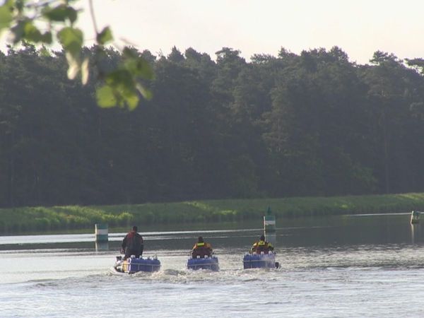 Dangerous Waters - German Police
