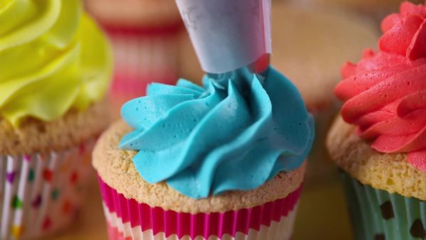 Sugar Showdown CA - Hide and Seek Cupcakes (kids)