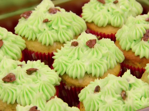 Sugar Showdown CA - Picnic Cupcakes