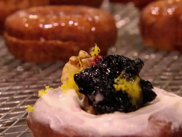 Sugar Showdown CA - Wakeup Call Donuts