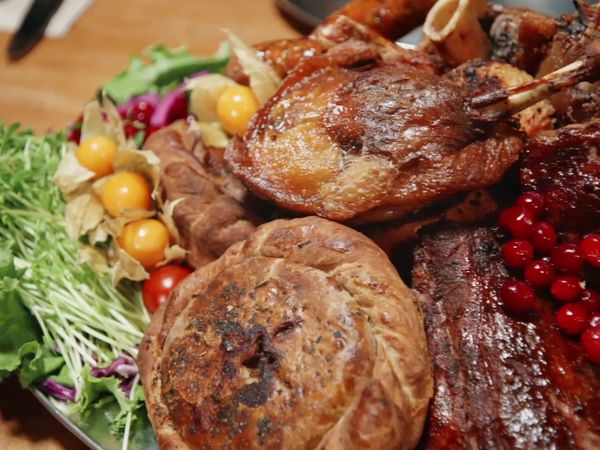 Big Food Bucket List CA - Feast like a King