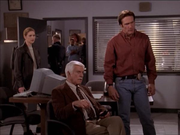 Diagnosis Murder - Down Among The Dead Men