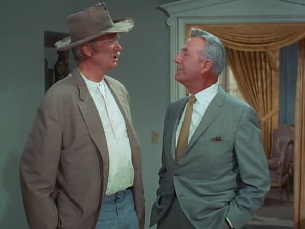 The Beverly Hillbillies - Mark Templeton Arrives