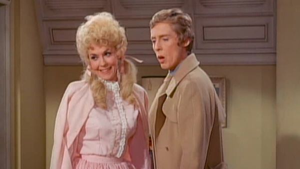 The Beverly Hillbillies - Elly, the Secretary