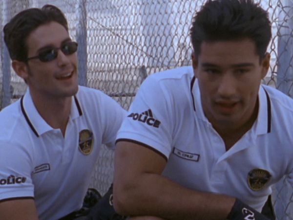 Pacific Blue - Episode 418