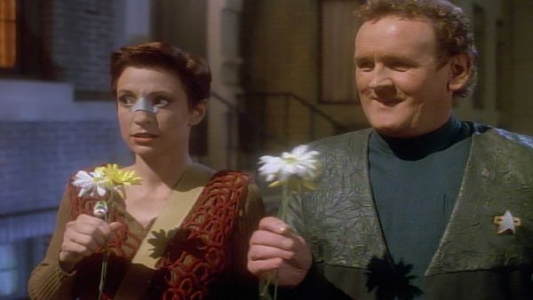 Star Trek: Deep Space Nine - Past Tense, Part 2