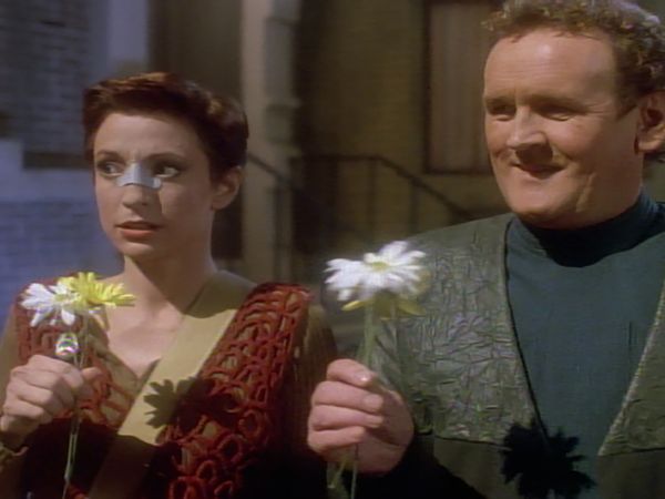 Star Trek: Deep Space Nine - Past Tense, Part 2