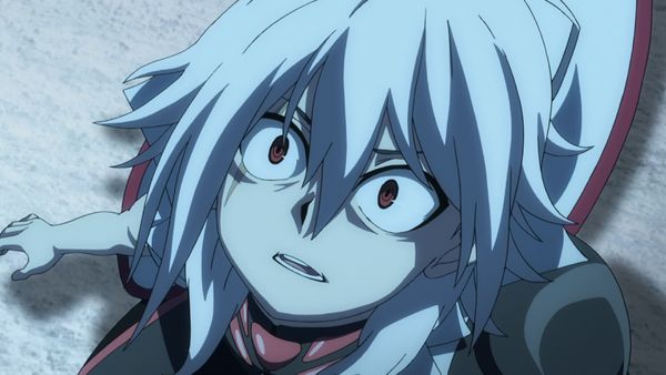 Beyblade Burst - Lúinor contra Spryzen!