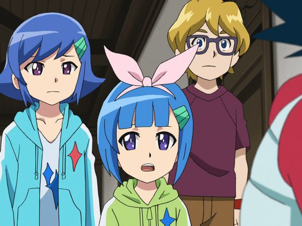 Beyblade Burst - Novos companheiros! Novos rivais!