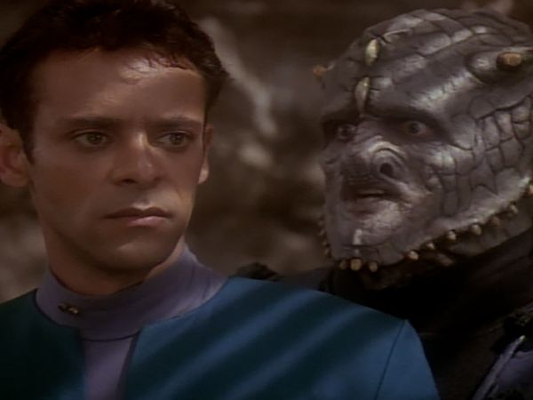 Star Trek: Deep Space Nine - Hippocratic Oath