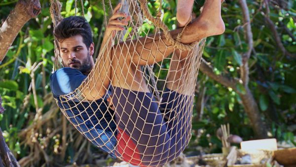 Survivor - Breadth-First Search