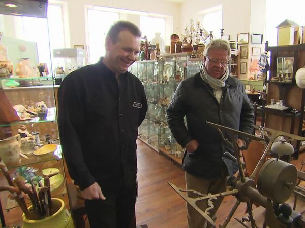 Antiques Road Trip - Phillip Serrell and Catherine Southon, Day 3