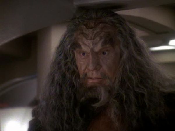 Star Trek: Deep Space Nine - The Sword Of Kahless