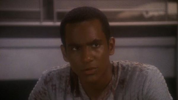Star Trek: Deep Space Nine - ...Nor The Battle To The Strong