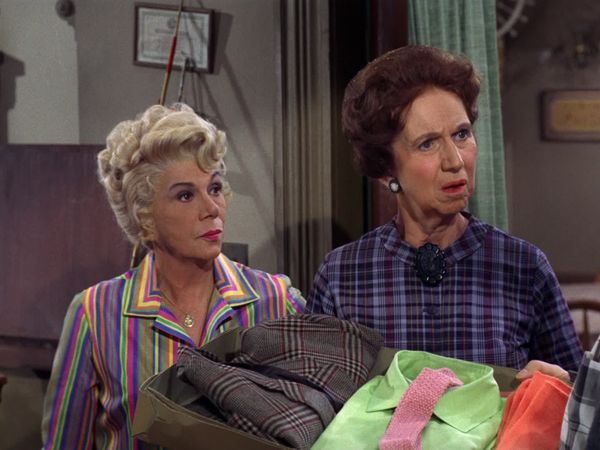 Petticoat Junction - Crowded Wedding Ring