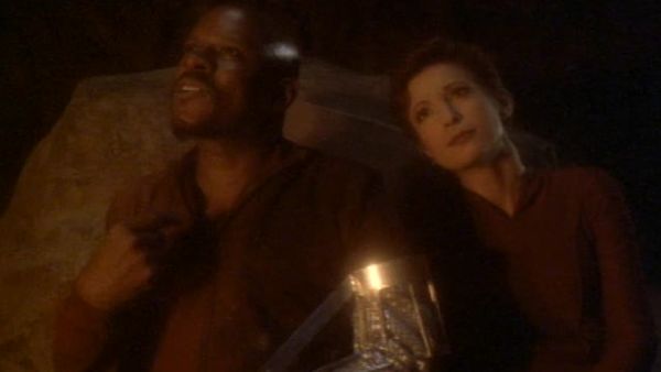 Star Trek: Deep Space Nine - Waltz