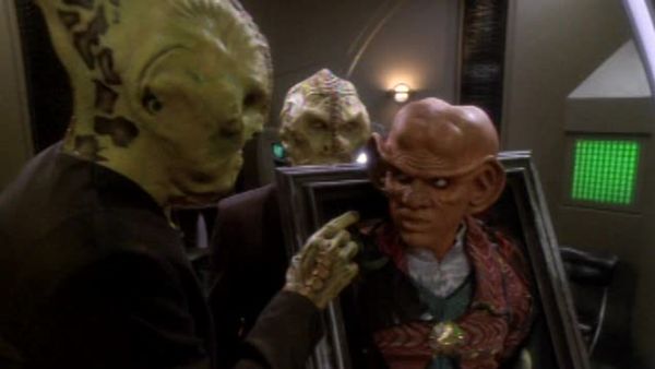 Star Trek: Deep Space Nine - Who Mourns For Morn?
