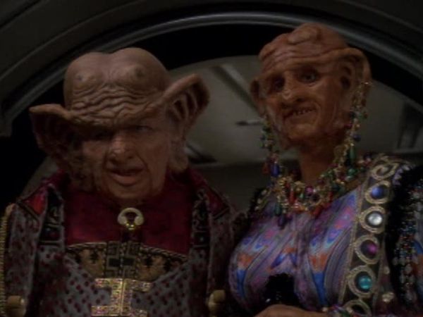 Star Trek: Deep Space Nine - Profit And Lace