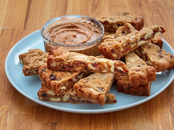 Bake With Anna Olson - Nut Cookies