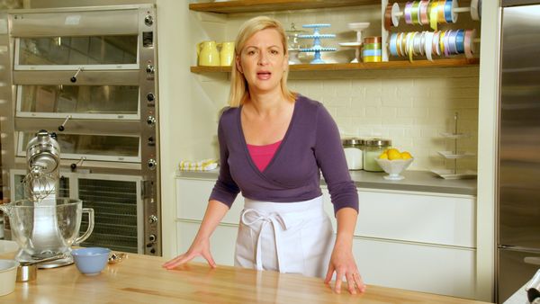 Bake With Anna Olson - French Meringue