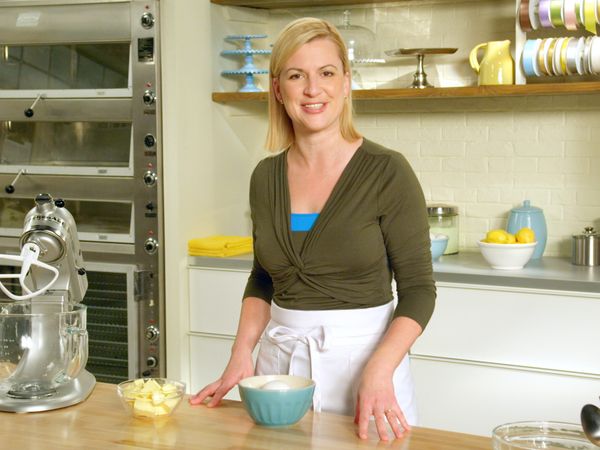 Bake With Anna Olson - Pound Cake