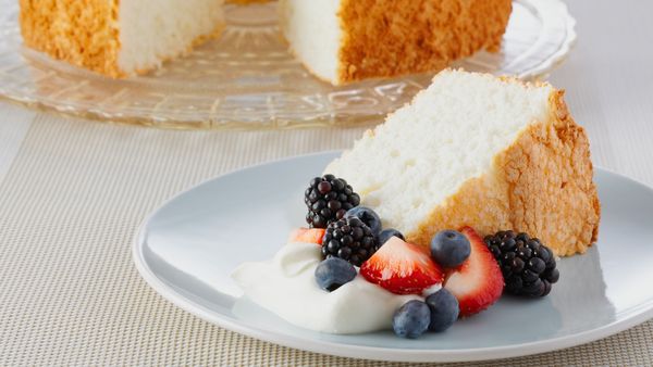 Bake With Anna Olson - Chiffon Cake