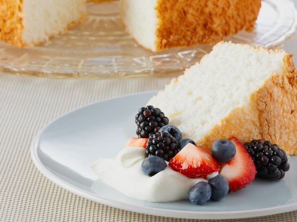 Bake With Anna Olson - Chiffon Cake