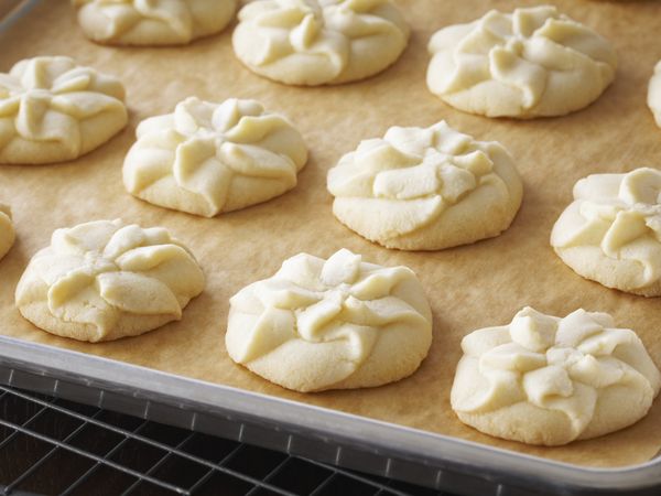Bake With Anna Olson - Shortbread Cookies