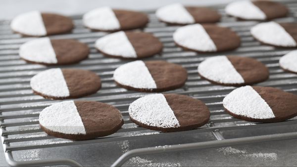 Bake With Anna Olson - Chocolate Pastry