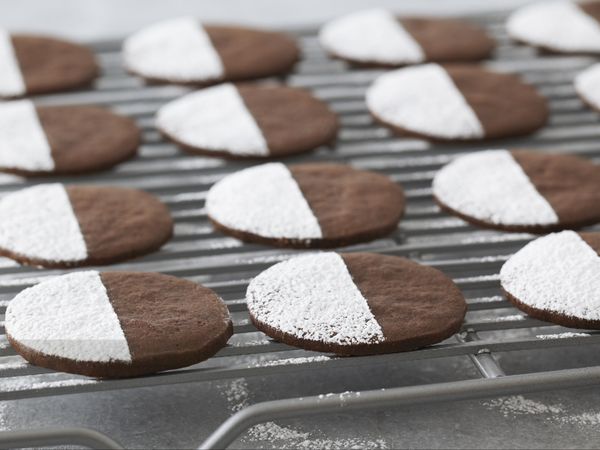 Bake With Anna Olson - Chocolate Pastry