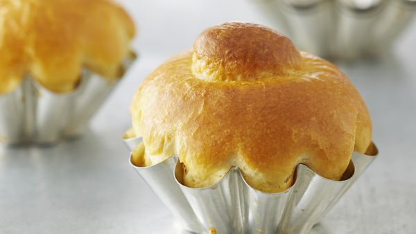 Bake With Anna Olson - Brioche