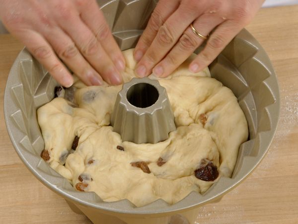 Bake With Anna Olson - Icings And Glazes