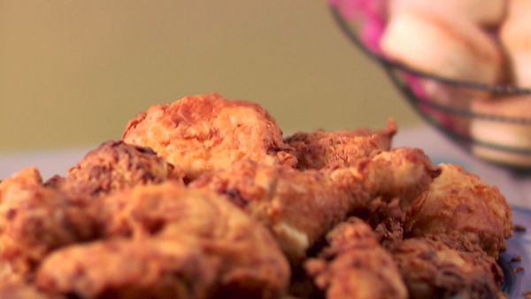 Fresh With Anna Olson - Retro 50’s meal