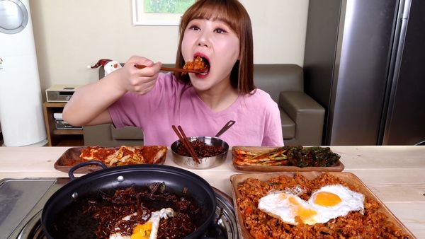 G-NI's Mukbang - Episódio 02