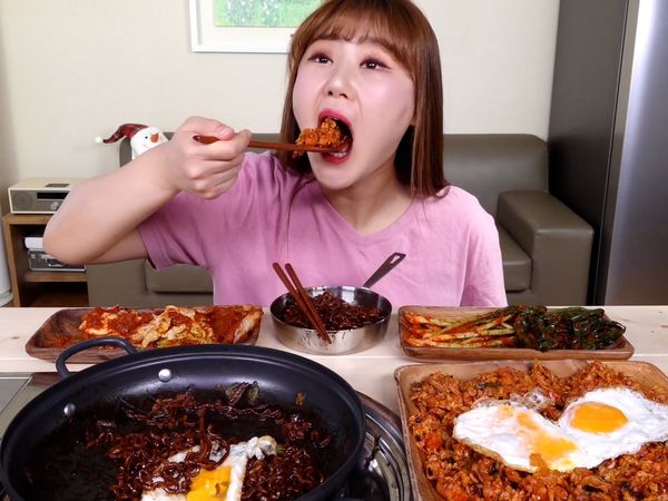 G-NI's Mukbang - Episódio 02