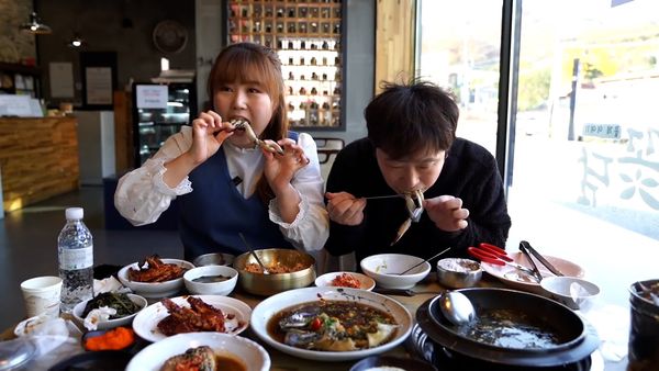 G-NI's Mukbang - Episódio 09