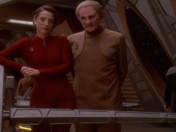 Star Trek: Deep Space Nine - Image In The Sand