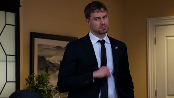 Tyler Perry's The Oval - Controle-se