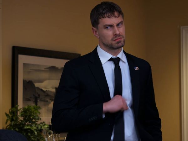 Tyler Perry's The Oval - Controle-se
